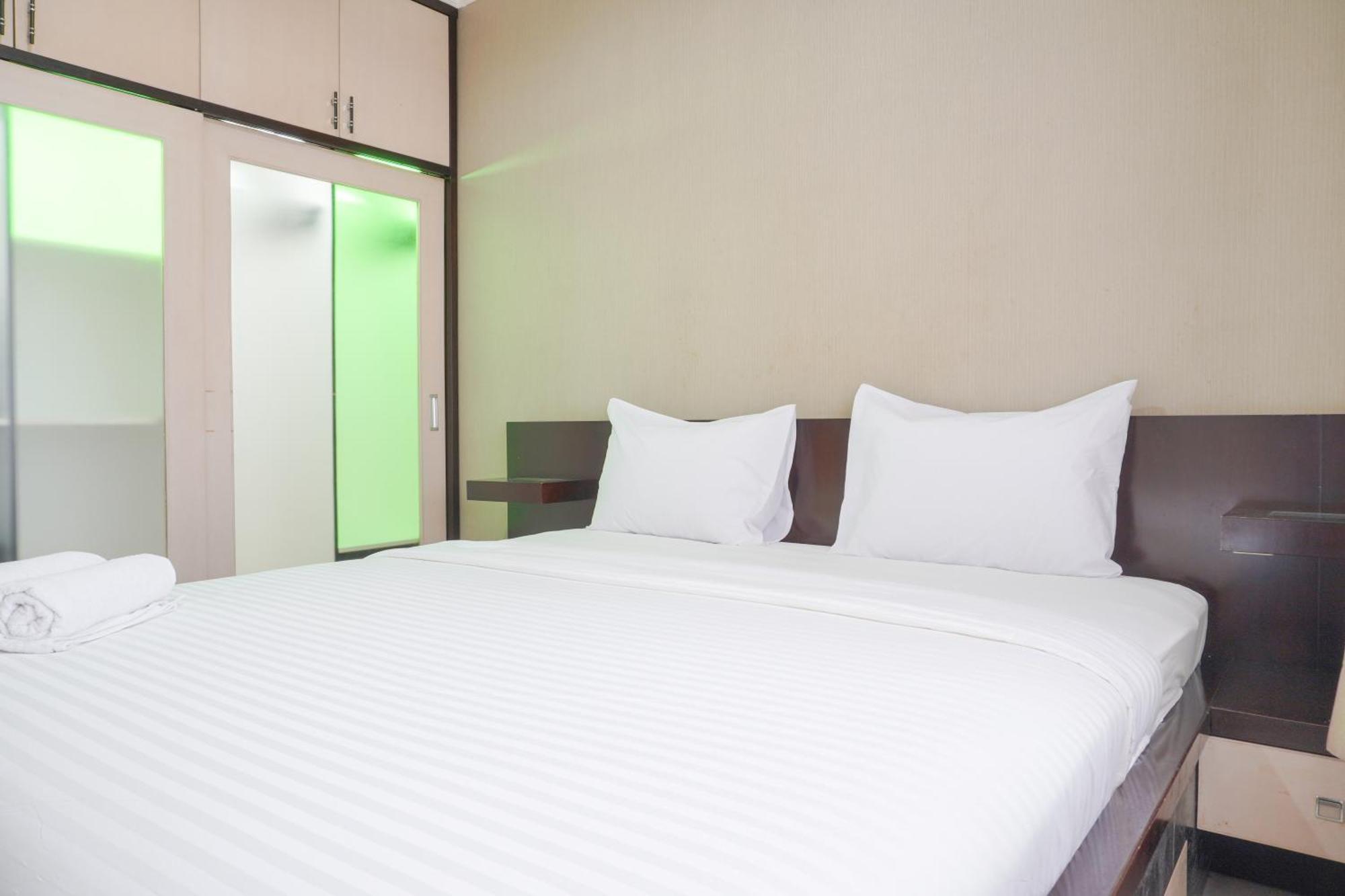 Cozy And Simply Look 2Br At 12Nd Floor Puri Garden Apartment By Travelio Jakarta Eksteriør billede